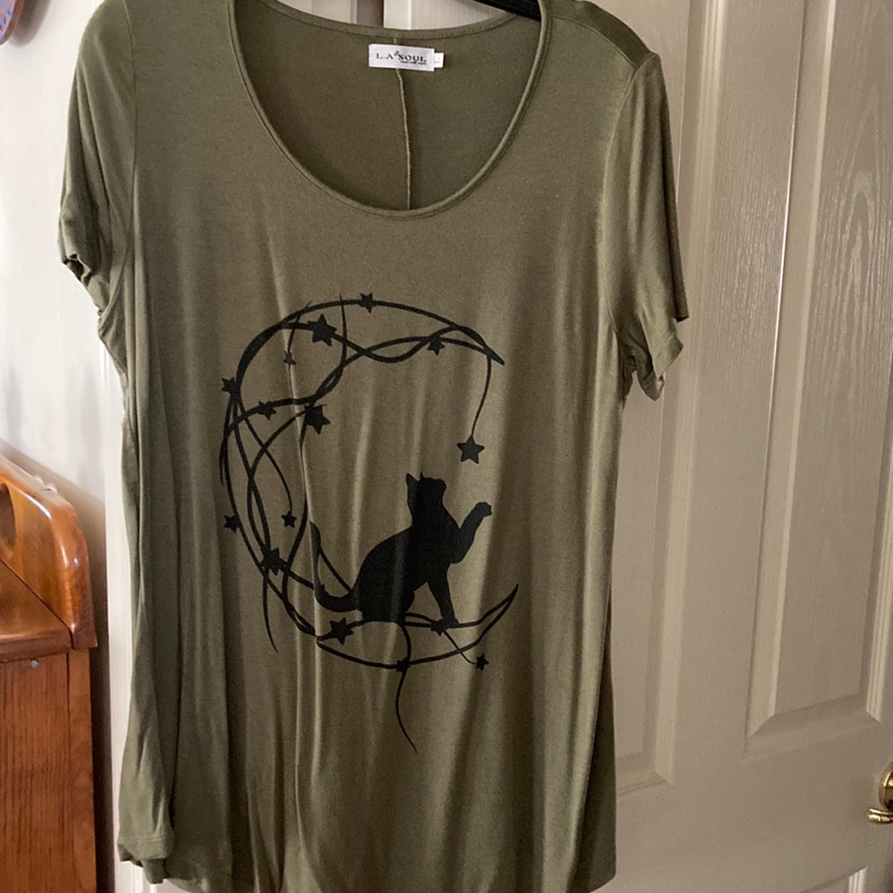 Short sleeve olive cat print tunic, cotton and polyester